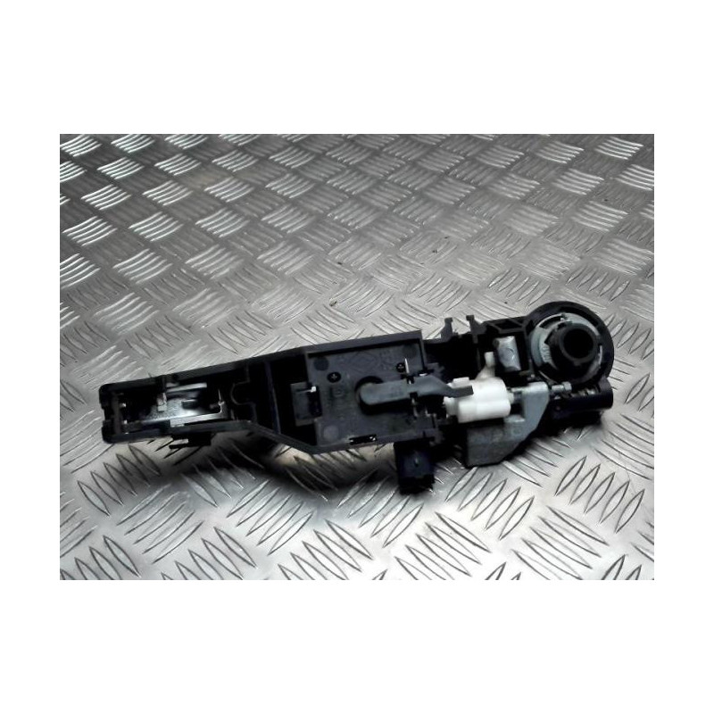 Poignee porte arriere droit RENAULT LAGUNA 3 PHASE 1 d’occasion