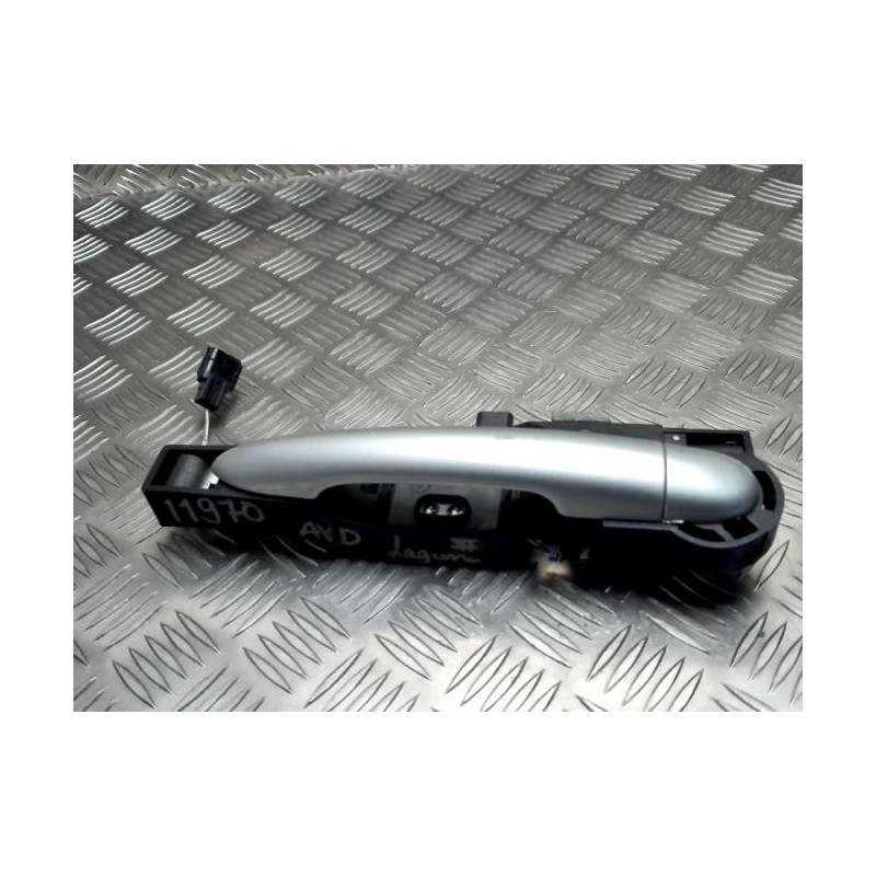 Poignee porte avant droit RENAULT LAGUNA 3 PHASE 1 d’occasion
