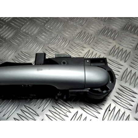 Poignee porte avant droit RENAULT LAGUNA 3 PHASE 1 d’occasion