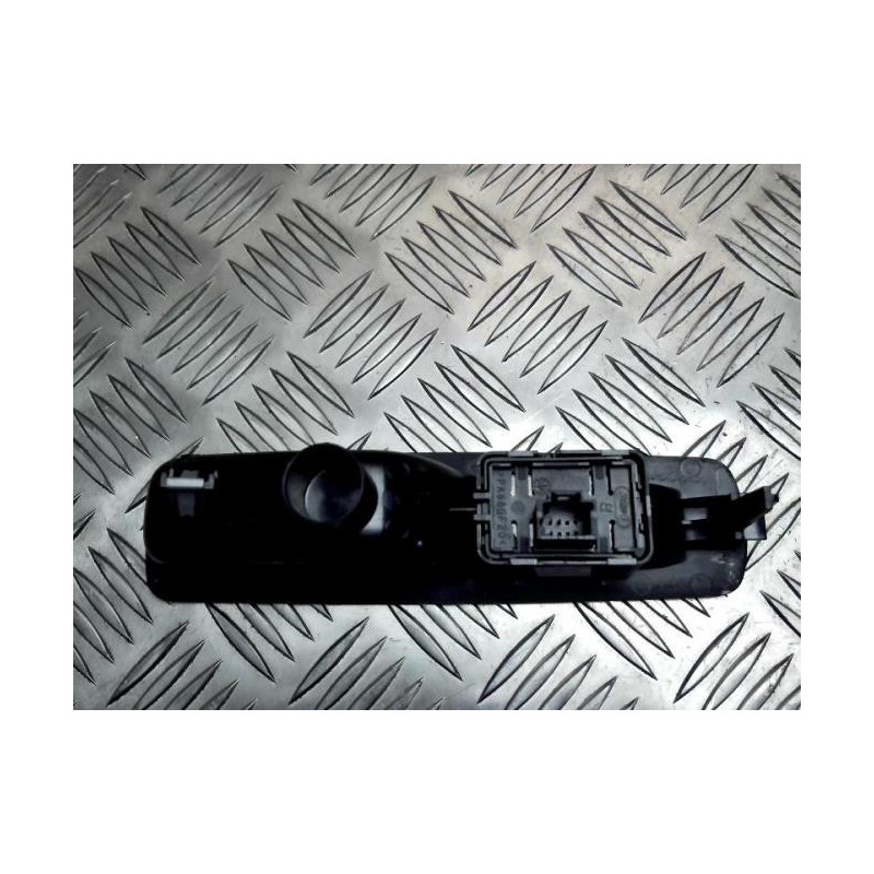 Interrupteur de leve vitre arriere droit RENAULT LAGUNA 3 PHASE 1 d’occasion