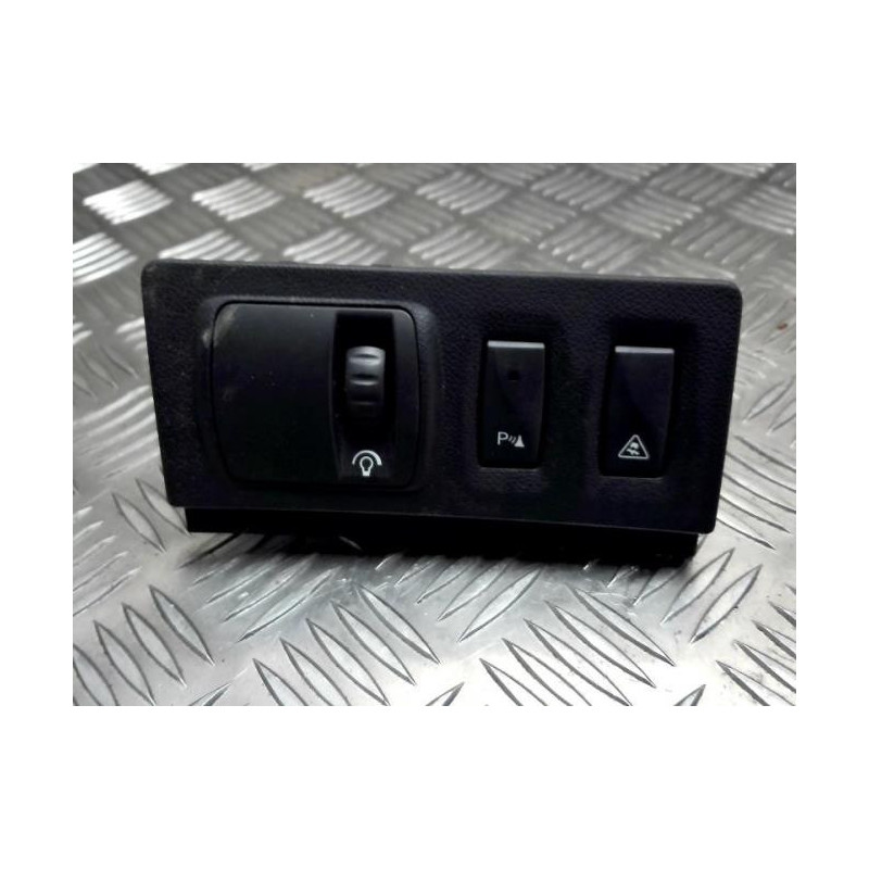 Bouton/Interrupteur RENAULT LAGUNA 3 PHASE 1 d’occasion