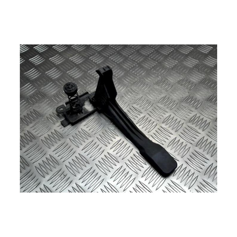 Poignee d'ouverture de capot RENAULT MEGANE 3 PHASE 1 COUPE d’occasion