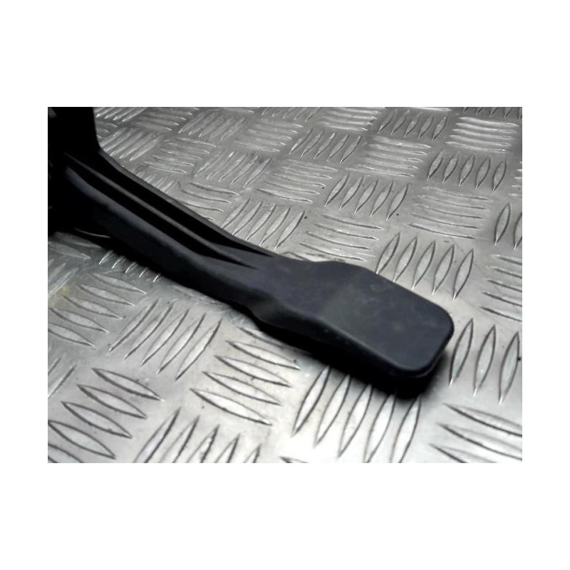 Poignee d'ouverture de capot RENAULT MEGANE 3 PHASE 1 COUPE d’occasion