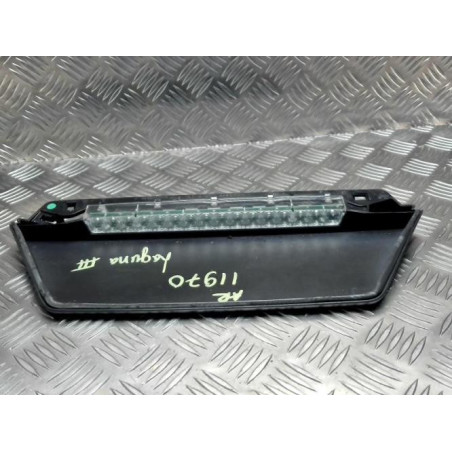 Feu arriere stop central RENAULT LAGUNA 3 PHASE 1 d’occasion