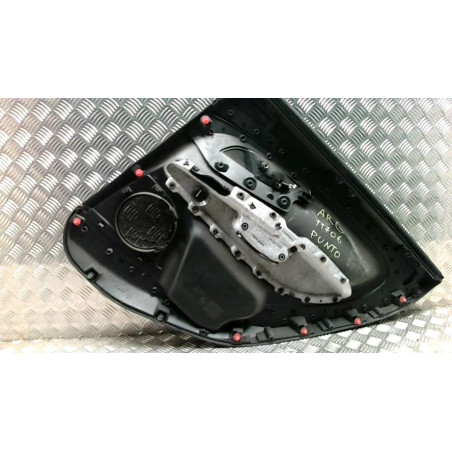 Panneau de porte arriere gauche FIAT GRANDE PUNTO d’occasion