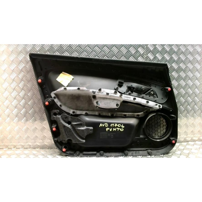 Panneau de porte avant droit FIAT GRANDE PUNTO d’occasion