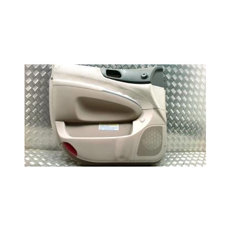 Panneau de porte avant gauche KIA CARNIVAL 2 d’occasion