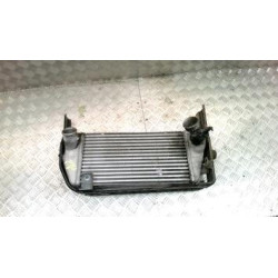 Echangeur air (Intercooler) KIA CARNIVAL 2 d’occasion
