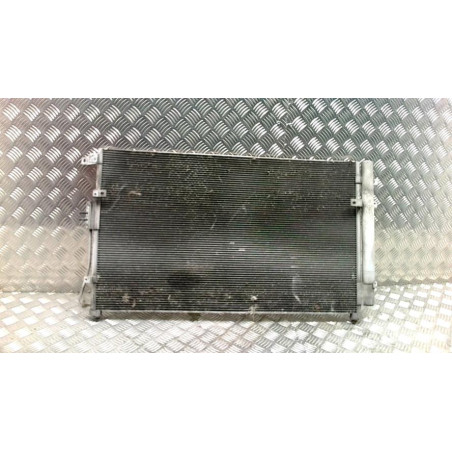 Radiateur clim KIA CARNIVAL 2 d’occasion