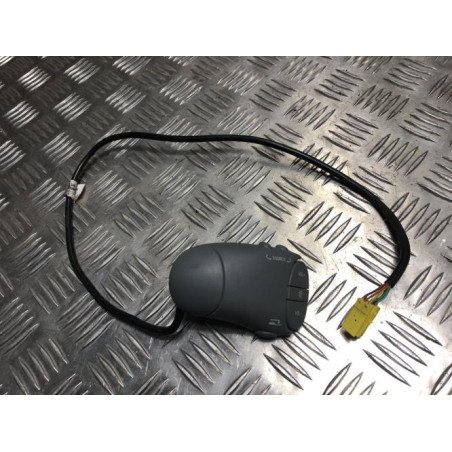 Commande autoradio RENAULT TWINGO 1 PHASE 3 d’occasion