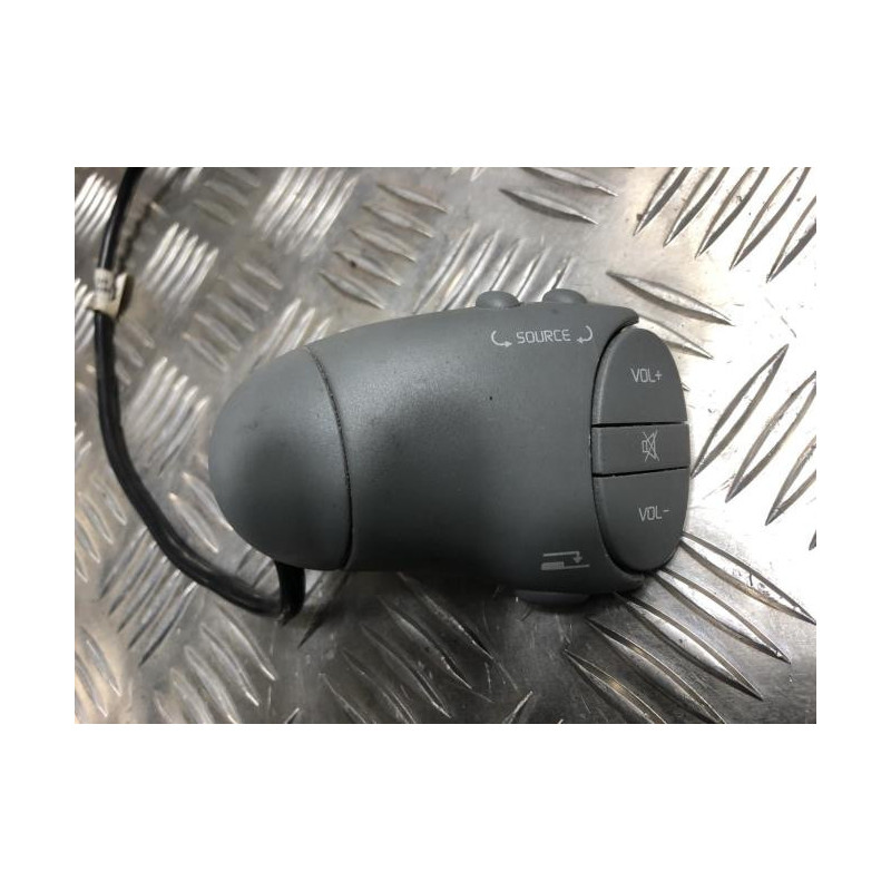 Commande autoradio RENAULT TWINGO 1 PHASE 3 d’occasion