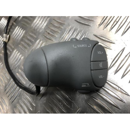 Commande autoradio RENAULT TWINGO 1 PHASE 3 d’occasion
