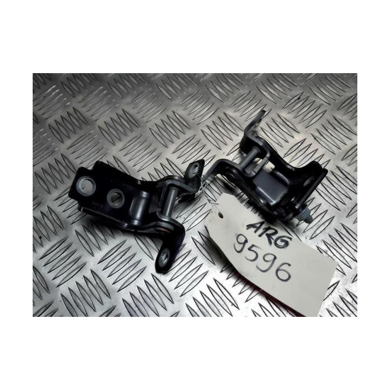 Charniere de porte arriere gauche MAZDA 3 3 PHASE 1 d’occasion