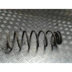 Ressort de suspension arriere droit VOLKSWAGEN GOLF 5 d’occasion