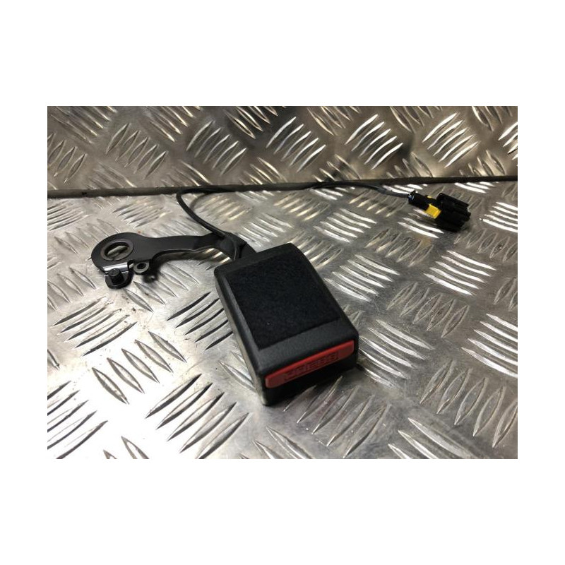 Attache ceinture arriere gauche CITROEN C4 PICASSO 2 PHASE 1 d’occasion
