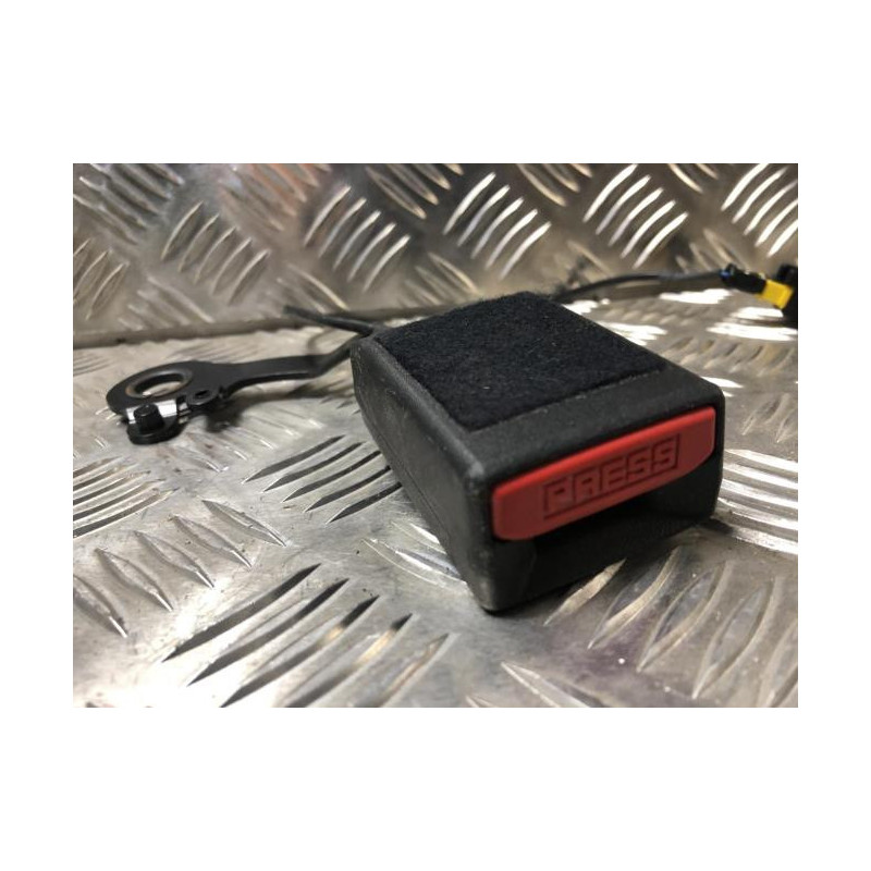 Attache ceinture arriere gauche CITROEN C4 PICASSO 2 PHASE 1 d’occasion