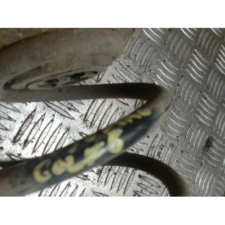 Ressort de suspension arriere gauche VOLKSWAGEN GOLF 5 d’occasion