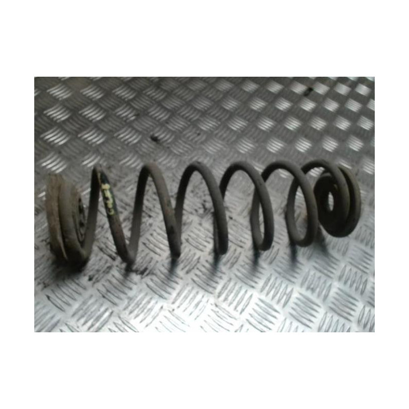 Ressort de suspension arriere gauche VOLKSWAGEN GOLF 5 d’occasion