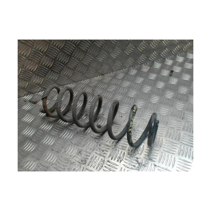 Ressort de suspension arriere droit RENAULT SCENIC 3 PHASE 1 d’occasion