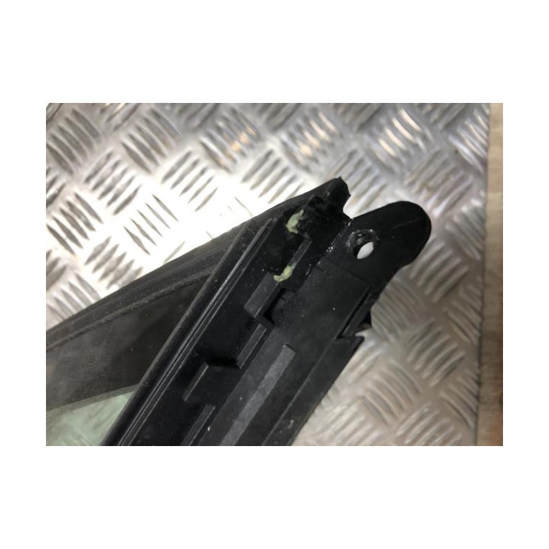 Custode avant gauche (porte) AUDI A3 2 SPORTBACK PHASE 1 d’occasion