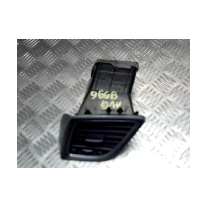 Aerateur tableau de bord avant gauche MAZDA 3 3 PHASE 1 d’occasion
