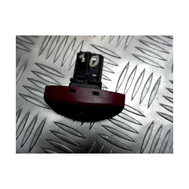Bouton de warning PEUGEOT 206 PHASE 2 CABRIOLET d’occasion