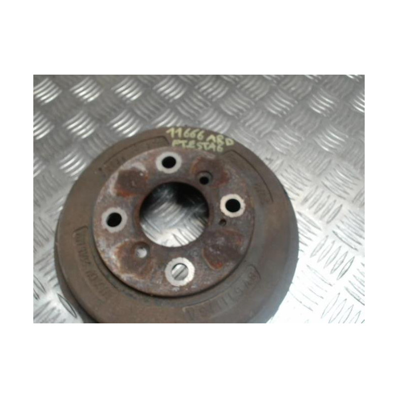 Tambour arriere droit FORD FIESTA 6 PHASE 1 d’occasion