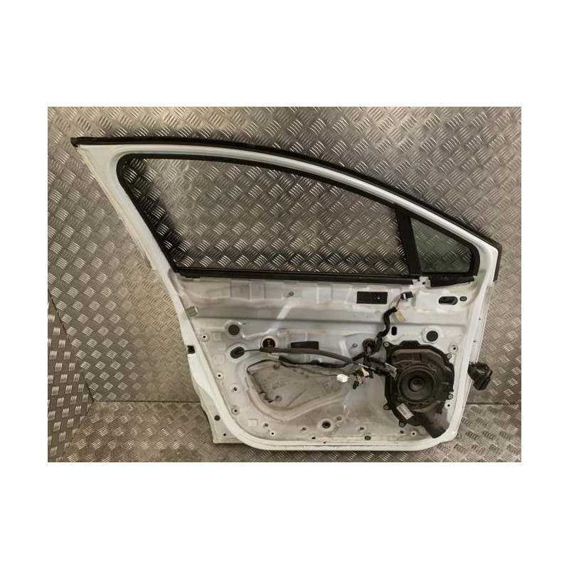 Porte avant gauche RENAULT CLIO 4 PHASE 1 d’occasion