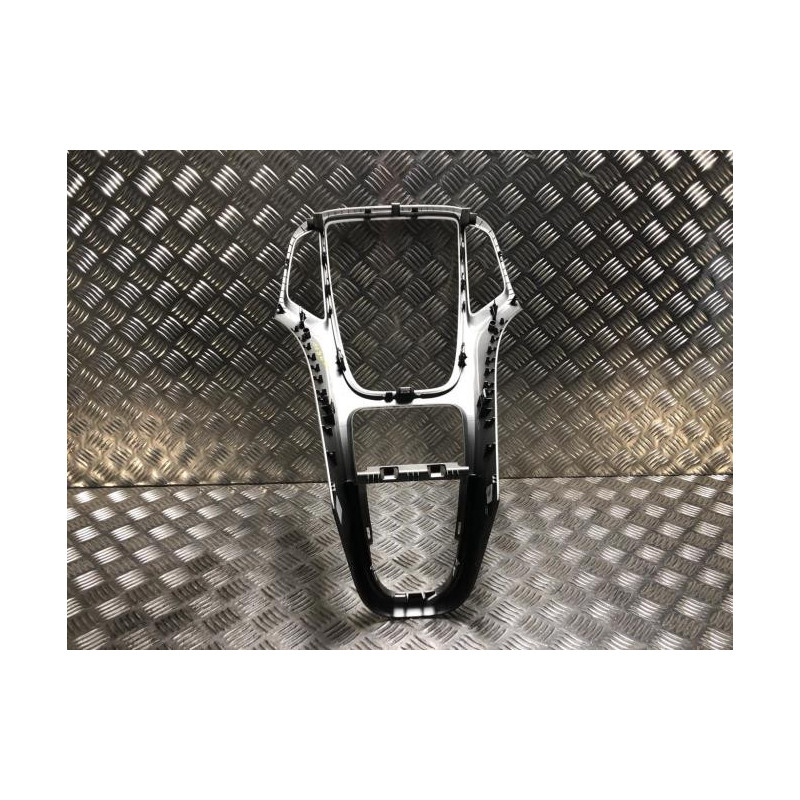 Kit enjoliveur interieur OPEL ASTRA J PHASE 1 d’occasion