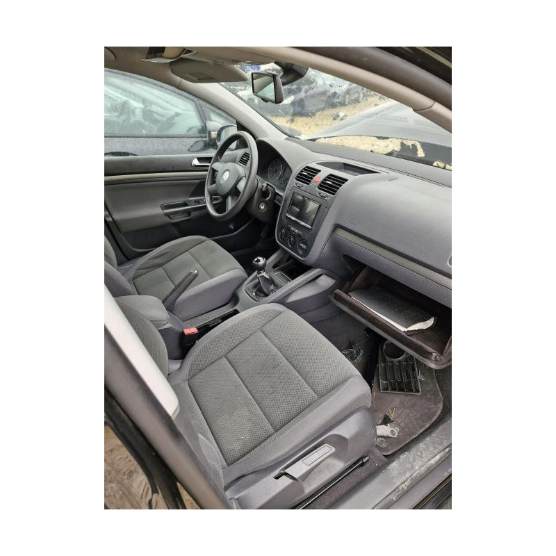 Platine feu arriere droit VOLKSWAGEN GOLF 5 d’occasion