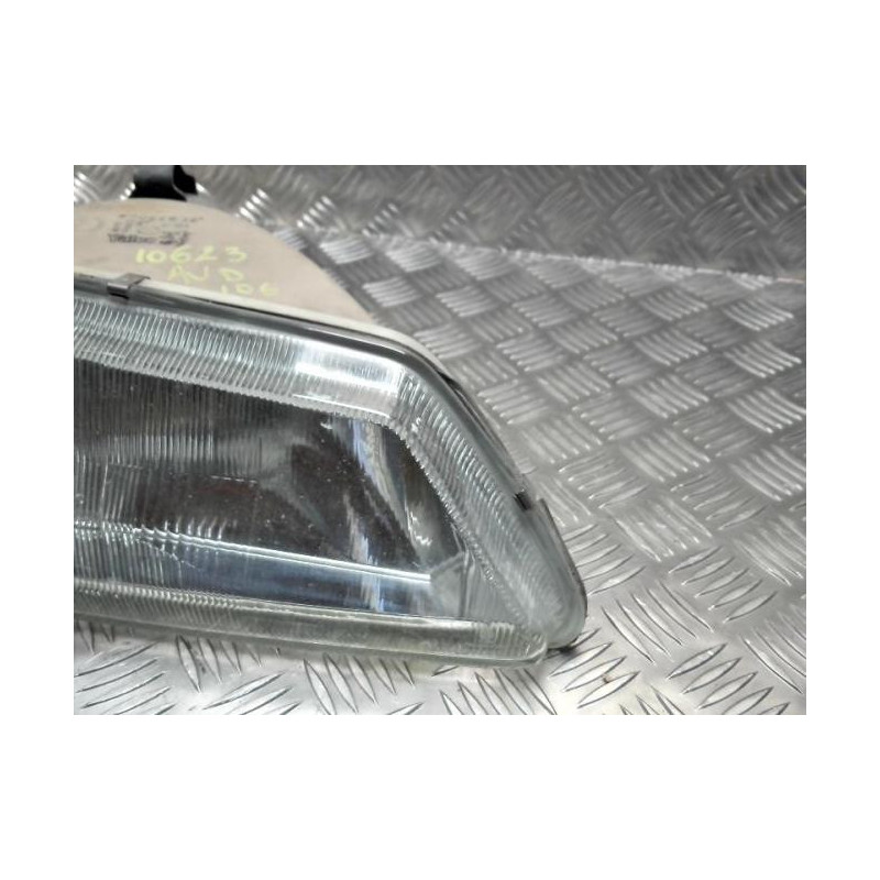 Optique avant principal droit (feux)(phare) PEUGEOT 106 PHASE 1 d’occasion