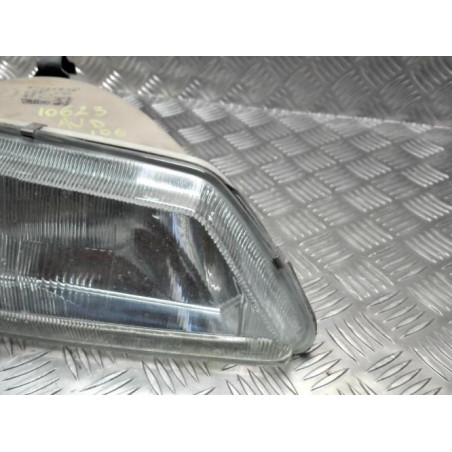 Optique avant principal droit (feux)(phare) PEUGEOT 106 PHASE 1 d’occasion