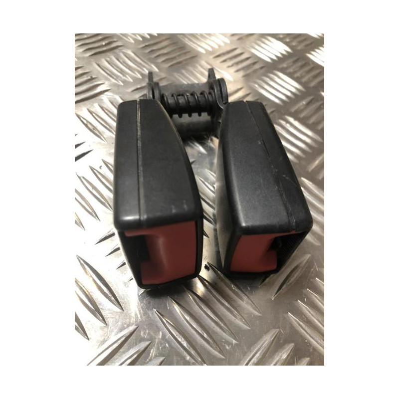 Attache ceinture arriere gauche OPEL ASTRA J PHASE 1 d’occasion