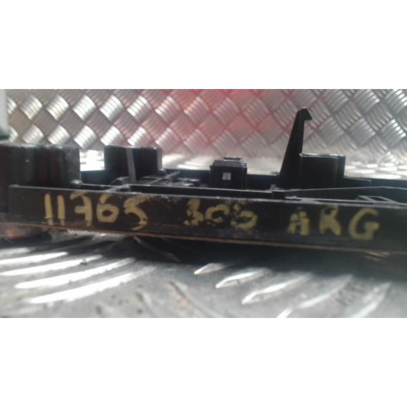 Platine feu arriere gauche PEUGEOT 306 PHASE 2 d’occasion