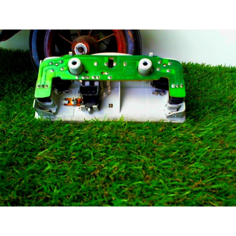 Eclairage de plafonnier VOLKSWAGEN GOLF 4 d’occasion