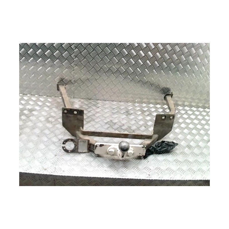 Attelage (boule de remorquage) RENAULT R19 PHASE 2 d’occasion