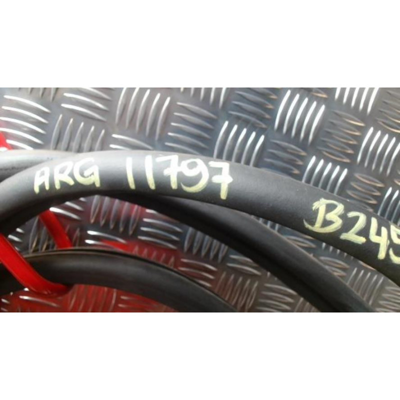 Joint de porte arriere gauche MERCEDES CLASSE B 245 PHASE 1 d’occasion