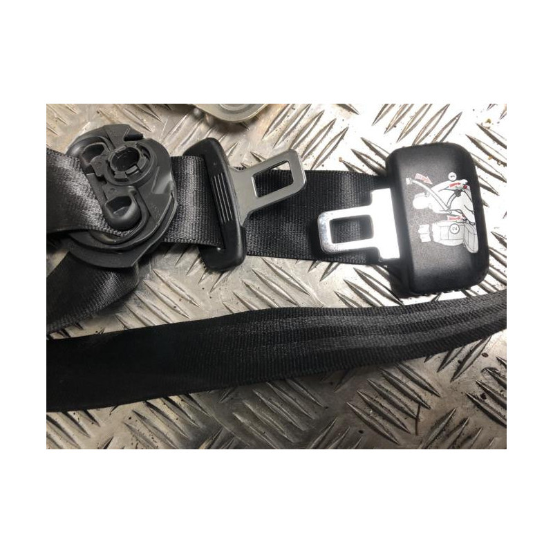 Ceinture arriere gauche VOLKSWAGEN TOURAN 1 PHASE 2 d’occasion