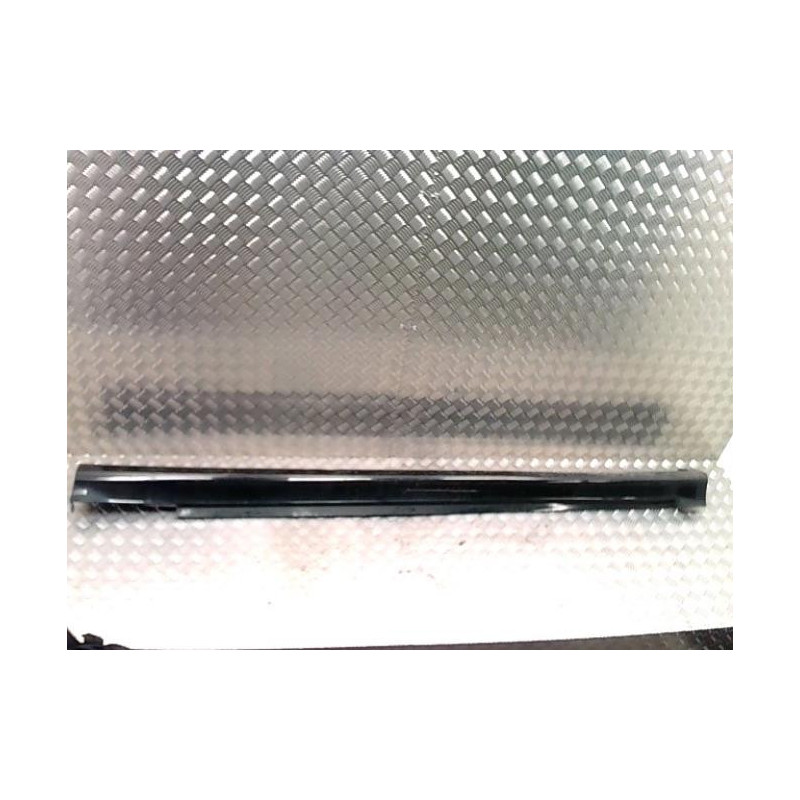 Bas de caisse gauche MERCEDES CLASSE B 245 PHASE 1 d’occasion