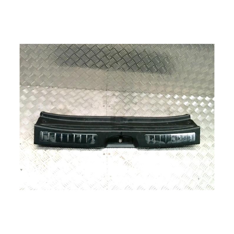 Baguette de coffre MERCEDES CLASSE B 245 PHASE 1 d’occasion