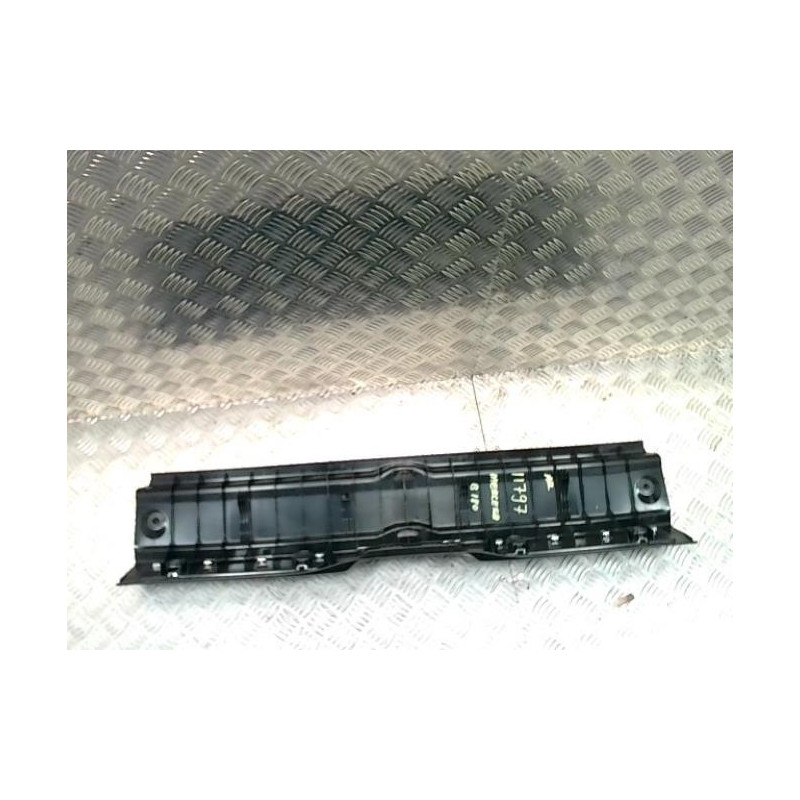 Baguette de coffre MERCEDES CLASSE B 245 PHASE 1 d’occasion