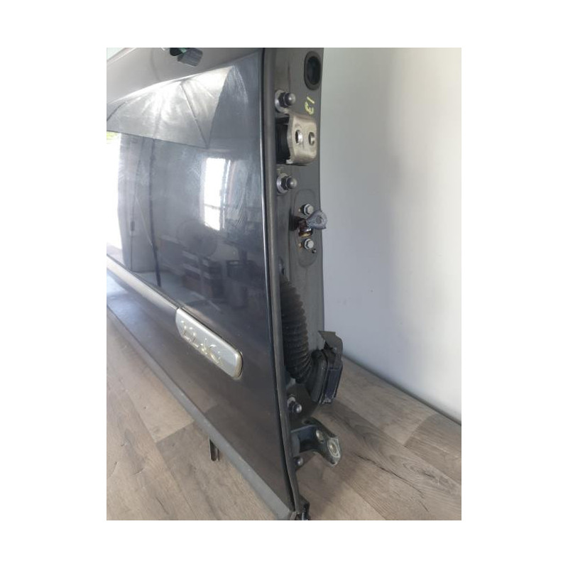 Porte avant droit RENAULT VEL SATIS PHASE 1 d’occasion