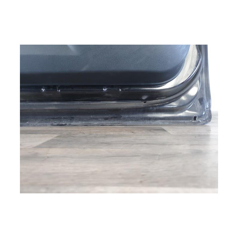 Porte avant gauche FORD FIESTA 6 PHASE 1 d’occasion