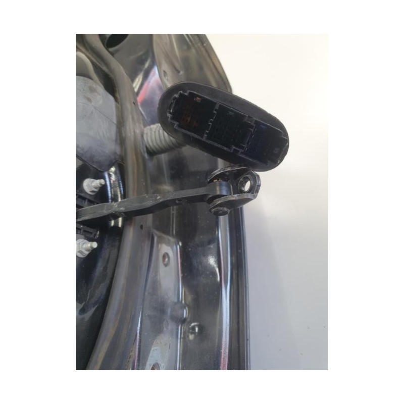 Porte avant gauche FORD FIESTA 6 PHASE 1 d’occasion