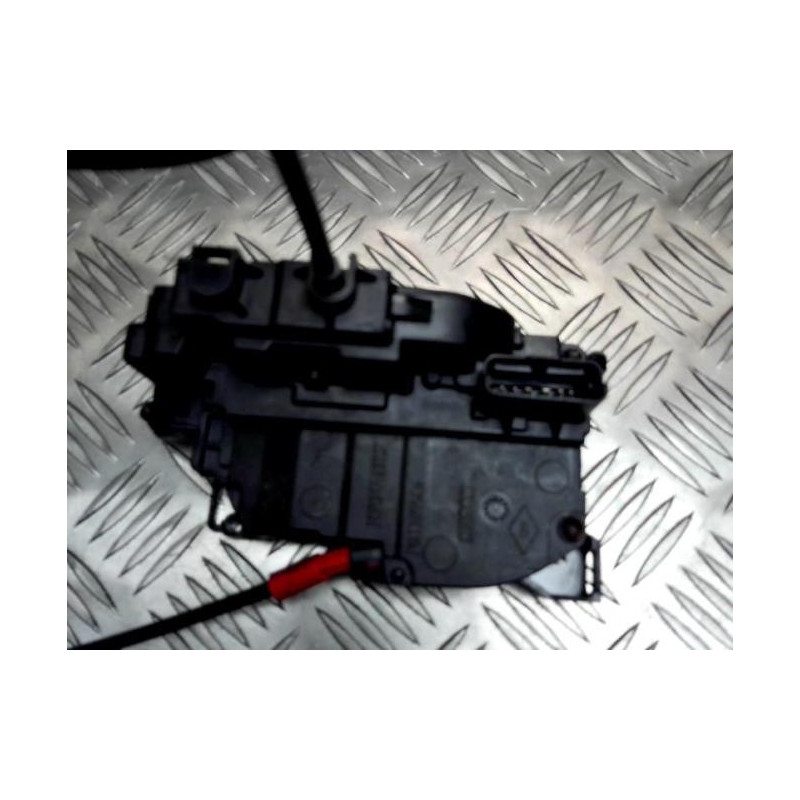 Serrure avant droit RENAULT KANGOO 2 PHASE 2 d’occasion