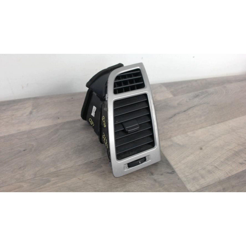 Aerateur tableau de bord avant droit HYUNDAI I 20 1 PHASE 1 d’occasion