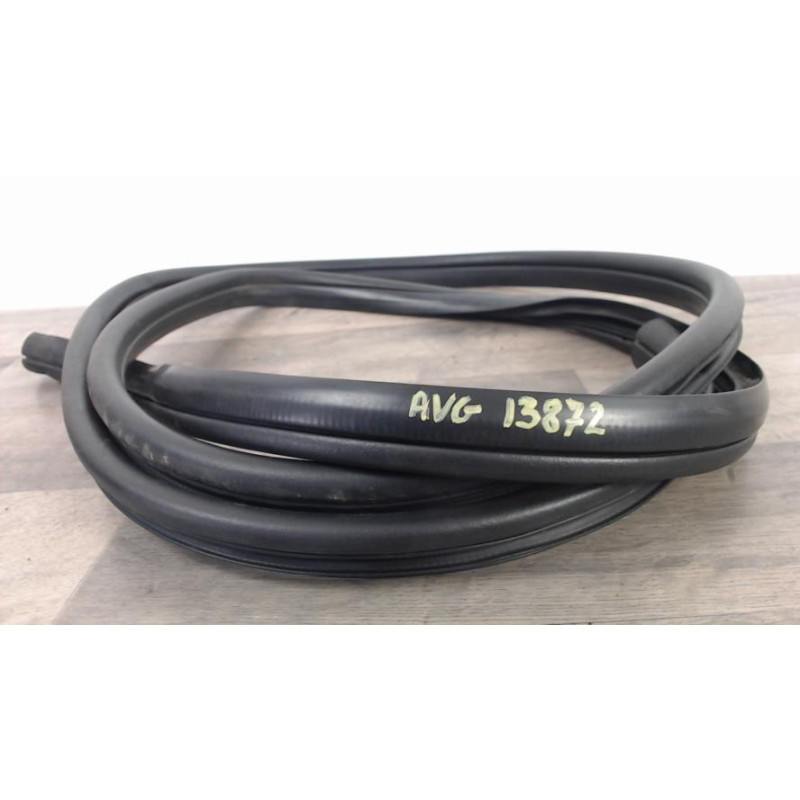 Joint de porte avant gauche HYUNDAI I 20 1 PHASE 1 d’occasion