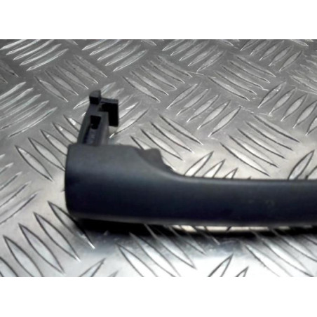 Poignee porte avant gauche RENAULT KANGOO 2 PHASE 2 d’occasion