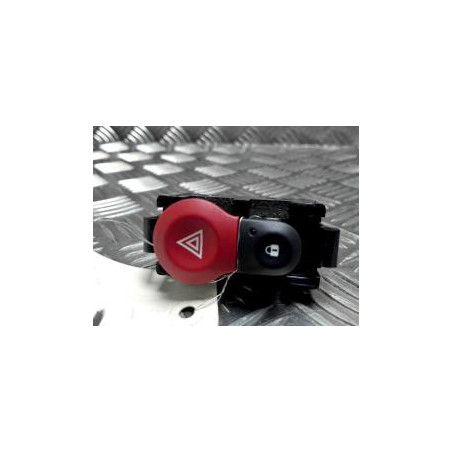 Bouton de warning RENAULT KANGOO 2 PHASE 2 d’occasion