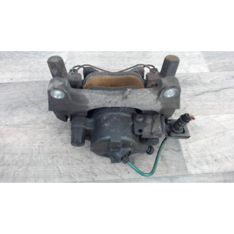 Etrier avant gauche (freinage) RENAULT VEL SATIS PHASE 1 d’occasion